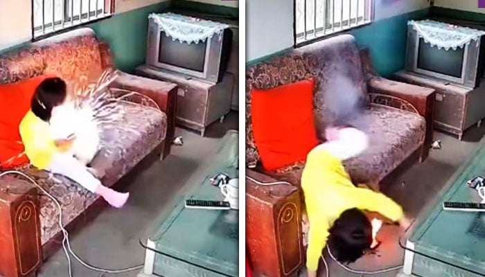 فوٹوز — ویڈیو گریب