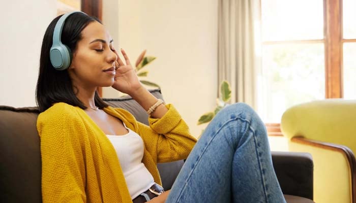 Music may reduce anxiety symptoms, study finds