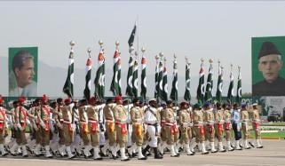 کفایت شعاری اقدامات: یومِ پاکستان پریڈ اور تقریبات منعقد نہیں کی جائیں گی