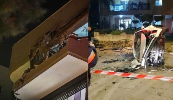 ایران کا اسرائیل پر شدید حملہ، متعدد گاڑیاں تباہ، کئی مقامات پر آگ