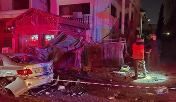 تل ابیب پر حملے لاریجانی کے قتل کا بدلہ ہیں: پاسدارانِ انقلاب کا دعویٰ