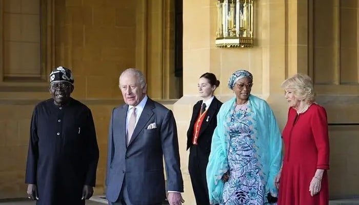 Royal Family bids gracious farewell to Nigerias President, First Lady