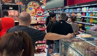 دبئی: اشیائے ضروریہ کی قیمتوں میں ناجائز اضافہ، دکانداروں پر بھاری جرمانے