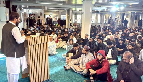 ناروے اور اوسلو کی مساجد میں عیدالفطر کے بڑے اجتماعات