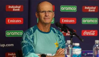 پاکستان ٹیم کے ساتھ کام کے دوران مداخلت و بیرونی دباؤ نے خاصی مشکل کردی  تھی، گیری کرسٹن 