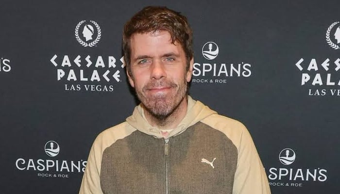 What happened to Perez Hilton as he shares alarming photos from hospital