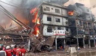 آتشزدگی سے متاثرہ گل پلازا کی ایک دکان میں آگ لگ گئی