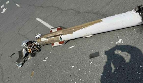 ابوظبی میں میزائل کے ملبے سے 2 افراد جاں بحق، 3 زخمی