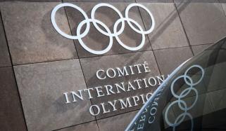 انٹرنیشنل اولمپک کمیٹی کا بڑا فیصلہ، خواتین مقابلوں میں شرکت کیلئے جینڈر ٹیسٹ لازمی قرار