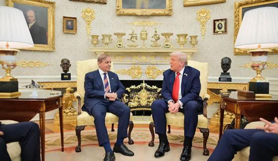 ٹرمپ کی گفتگو میں ایک بار پھر وزیراعظم شہباز شریف کا ذکر