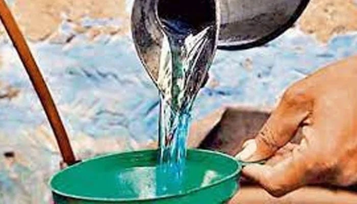 آج سے مٹی کا تیل 4 روپے 66 پیسے فی لیٹر مہنگا