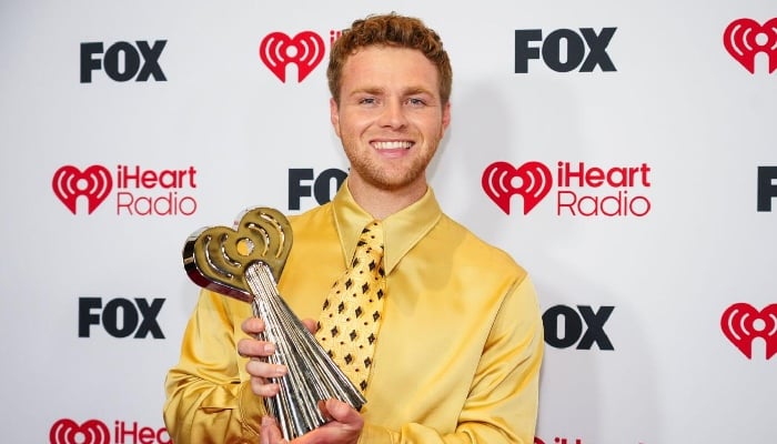 Alex Warren pens heartfelt message to celebrate iHeartRadio Music Awards success