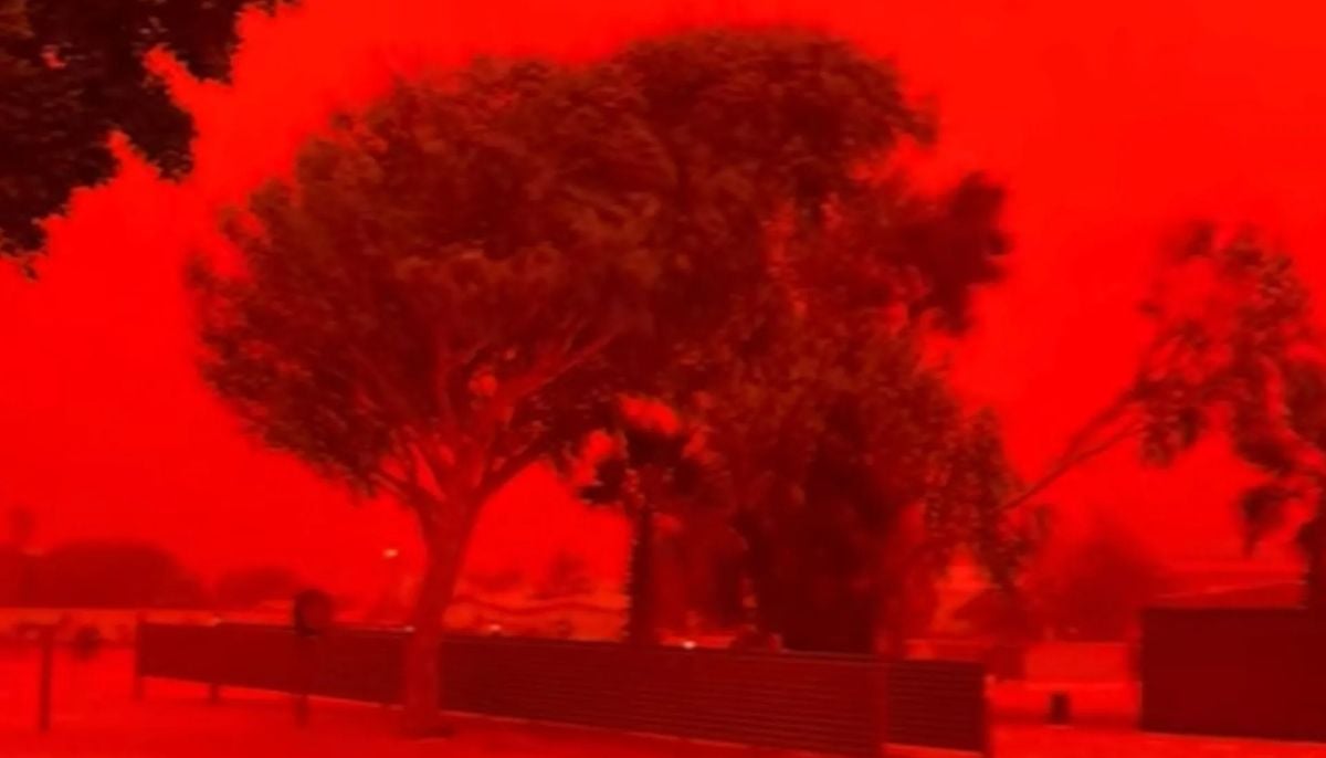 Cyclone Narelle: Why the sky turned blood red in Western Australia