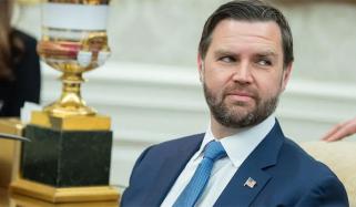 ہم ایران سے جلد نکل جائیں گے، گیس کی قیمتیں دوبارہ کم ہوجائیں گی، امریکی نائب صدر