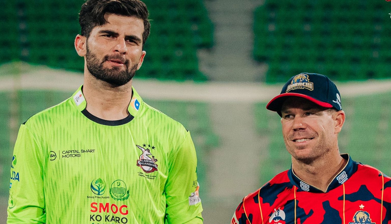 پی ایس ایل 11: لاہور قلندرز کا کراچی کنگز کیخلاف ٹاس جیت کر بیٹنگ کا فیصلہ