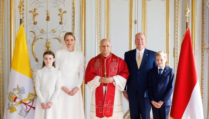 Prince Albert, Princess Charlene light up Monaco to host first Pope in 5 centuries