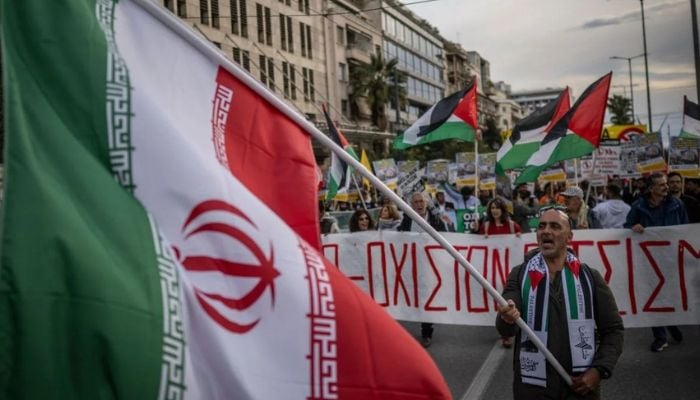 No kings protests rally against Trump