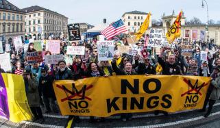  ایران جنگ کے خلاف دنیا بھر میں نو کنگز مظاہرے