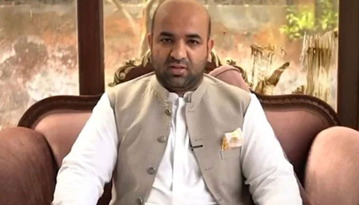 وزیرِ تعلیم پنجاب رانا سکندر حیات—فائل فوٹو