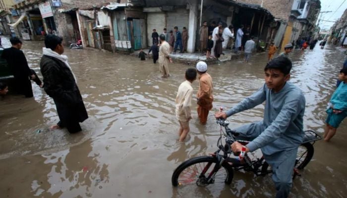 Heavy rain, flash floods kill 22 in Afghanistan, leaving several injured
