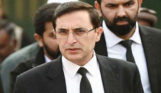 پہلے بانی کی ملاقاتیں بند کیں، اب بشریٰ بی بی کی بھی بند کر دی ہیں، بیرسٹر گوہر