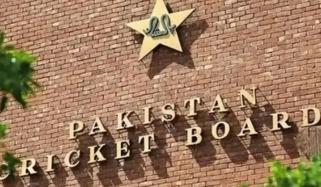 پی سی بی کی کھلاڑیوں کو سینٹرل کنٹریکٹ کی خلاف ورزی پر وارننگ