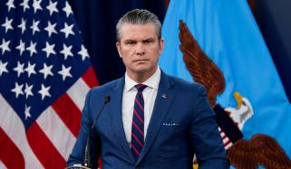 آنے والے دن جنگ کیلئے فیصلہ کُن، ایران کچھ نہیں کر سکے گا: امریکی وزیر جنگ