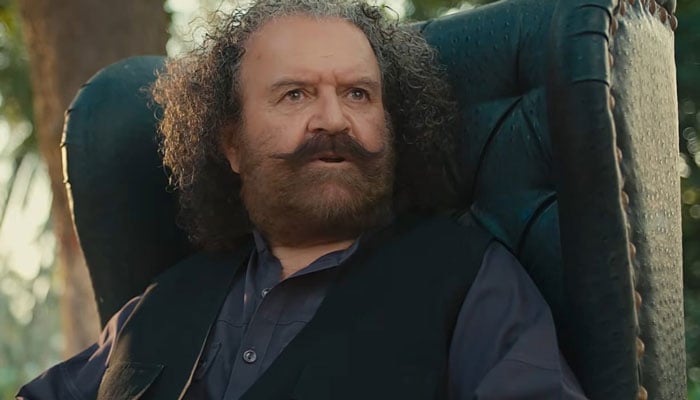 ناظرین مجھے نیچرل گیٹ اپ میں ہی پسند کرتے ہیں، ایوب کھوسہ