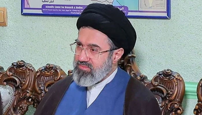 ایران کے نئے سپریم لیڈر مجتبیٰ خامنہ ‌ای—فائل فوٹو