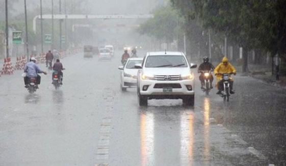 کراچی: بارش کے بعد موسم خوشگوار، مزید تیز بارش کا بھی امکان