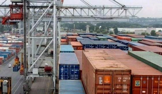 کراچی بندرگاہ پر پرانے کنٹینرز کے خاتمے کیلئے 30 روزہ مہلت