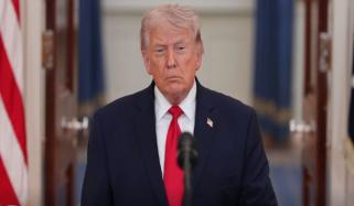 ٹرمپ کا ایران جنگ جاری رکھنے کا اعلان