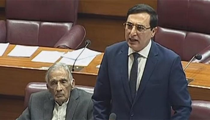 پیٹرولیم مصنوعات کی قیمتوں میں اضافہ، پی ٹی آئی کا اے پی سی بلانے کا فیصلہ