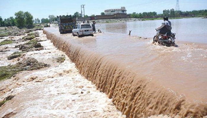 بلوچستان کے مختلف علاقوں میں شدید بارش، ژالہ باری، کئی علاقوں میں پانی داخل