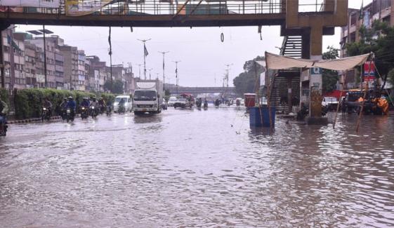 کراچی: اپریل میں سب سے زیادہ بارش کا نیا ریکارڈ
