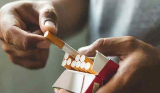 تمباکو نوشی چھوڑنے کیلئے نکوٹین ویپس مؤثر قرار