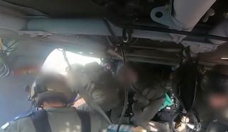 اسرائیلی فوج کی حزب اللّہ کے حملے میں زخمی فوجیوں کو لیکر فرار ہونے کی ویڈیو