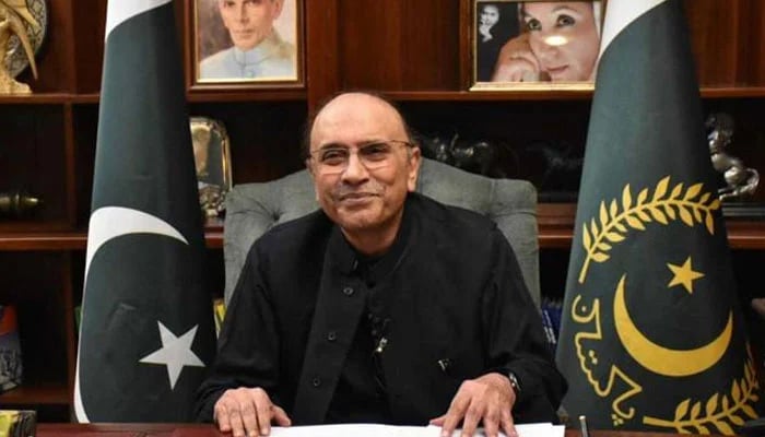 صدرِ مملکت آصف علی زرداری—فائل فوٹو