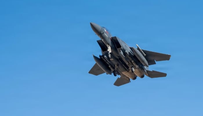 Iran, US rush to find missing crew member after American jet shot down