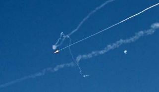 دبئی: مرینا میں انٹرسیپٹر کا ملبہ گرنے سے عمارت متاثر