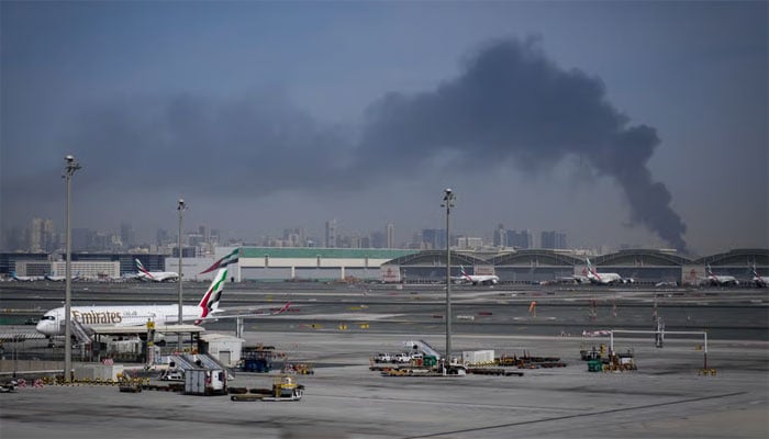 خلیجی جنگ کے باعث عالمی فضائی صنعت دباؤ کا شکار، ایئر لائنز کرایوں میں اضافہ