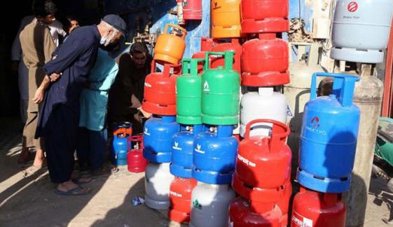 ایل پی جی کی 450 سے 500 روپے فی کلو تک فروخت جاری