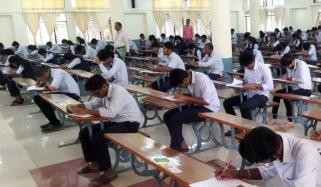 کراچی: پرائیویٹ اسکولز اتحاد نے میٹرک امتحانات ملتوی کرنے کا مطالبہ کردیا