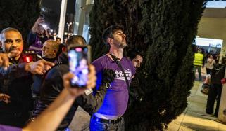 اسرائیل : جبری بھرتی کے خلاف احتجاج میں فوجی بھرتی مرکز کے سامنے بھگدڑ مچ گئی