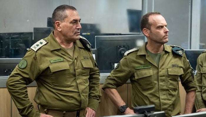 اسرائیلی فوج کے سربراہ اور ملٹری اینٹیلی جنس چیف(فائل فوٹو)۔