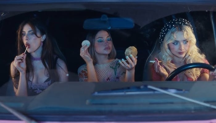 Sabrina Carpenter drops sizzling House Tour video with Madelyn Cline, Margaret Qualley