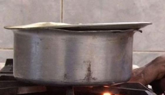 کراچی: مختلف علاقوں میں سوئی گیس کی لوڈ شیڈنگ، صارفین پریشان