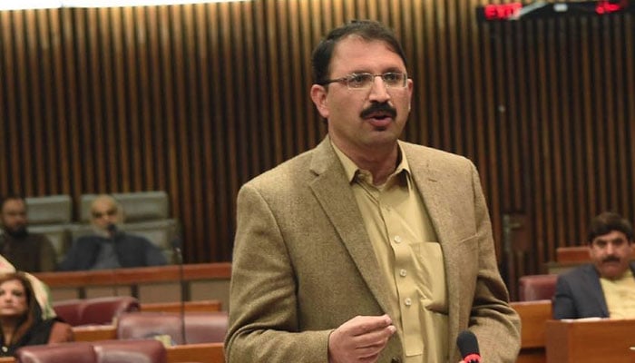 پاکستان تحریک انصاف (پی ٹی آئی) کے رکن قومی اسمبلی جنید اکبر—فائل فوٹو