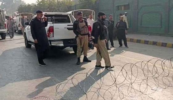 لکی مروت: پولیس موبائل کے قریب دھماکا، 5 اہلکار زخمی