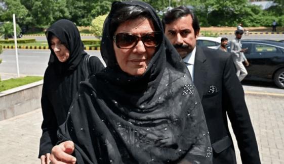 ’ہمارا بھائی جیل اور مشکل میں ہے، آپ اسپیکر کے ساتھ کیک کاٹتے ہیں‘